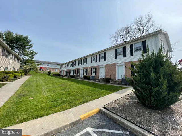 $1,200 | 1781 E Lincoln Way East, Chambersburg, PA 17202