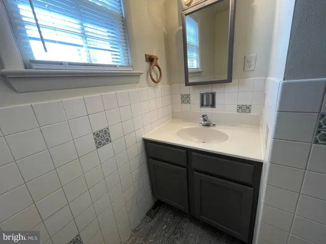 $1,200 | 1781 E Lincoln Way East, Chambersburg, PA 17202