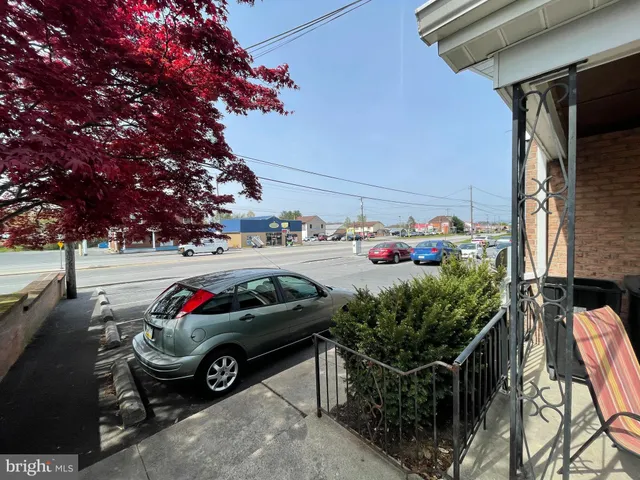 $1,200 | 1781 E Lincoln Way East, Chambersburg, PA 17202