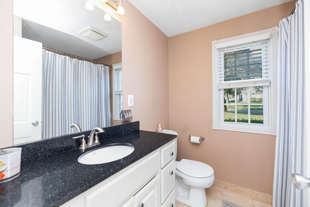 257 Winton Street Springfield, MA 01118 - Photo 20 of 42 Gallery Image 20