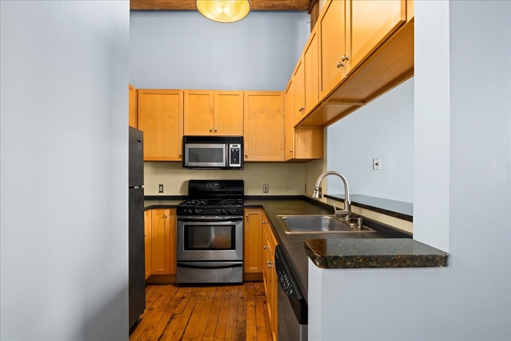1 Envelope Terrace, Unit 207 Worcester, MA 01604 - Photo 8 of 17 Gallery Image 8