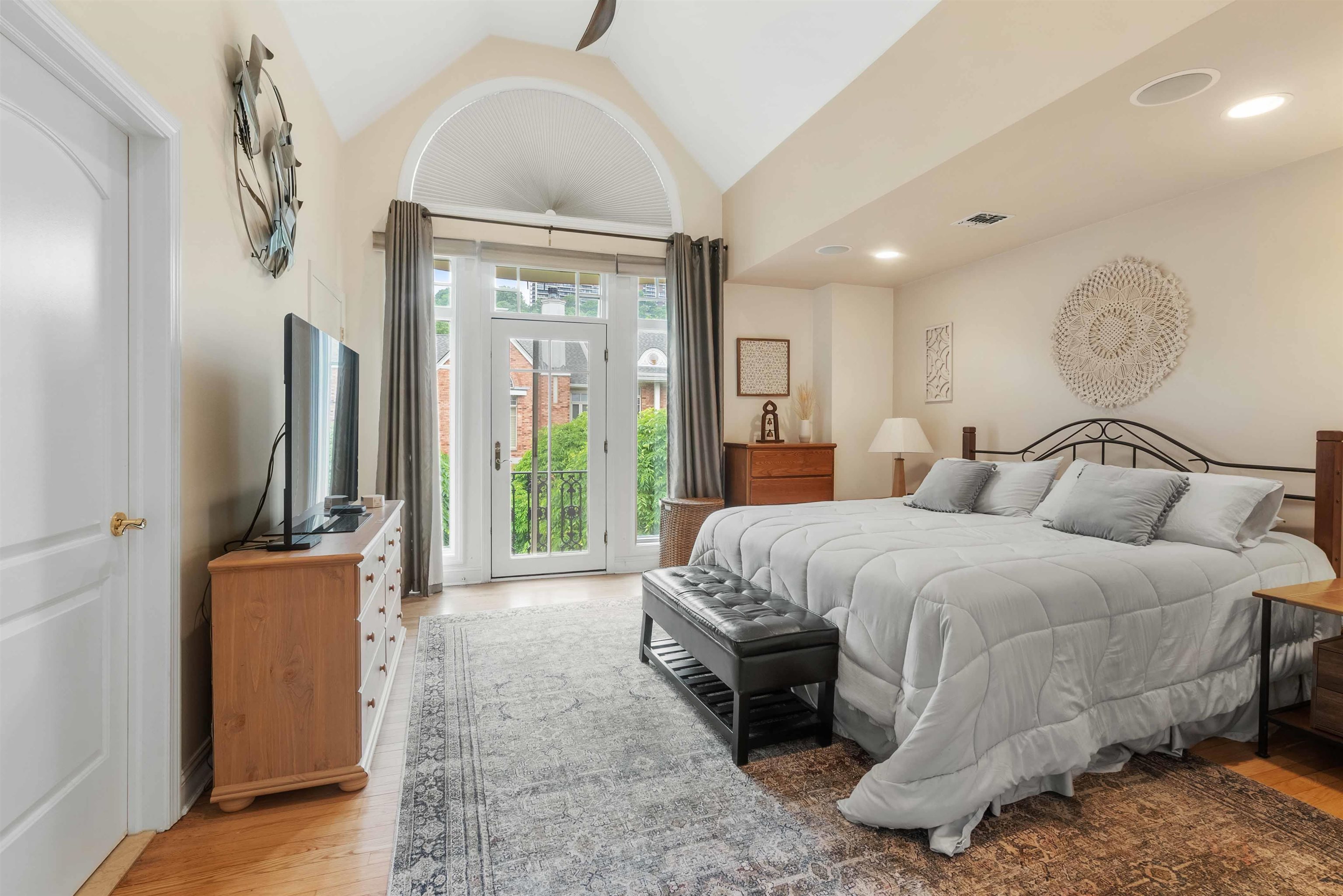 103 Hudson Cove Edgewater, NJ 07020 - Photo 25 of 49