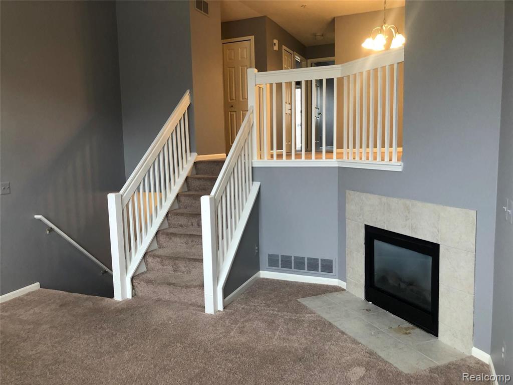 16942 Farmington Road, Unit 24 Livonia, MI 48154 - Photo 4 of 20