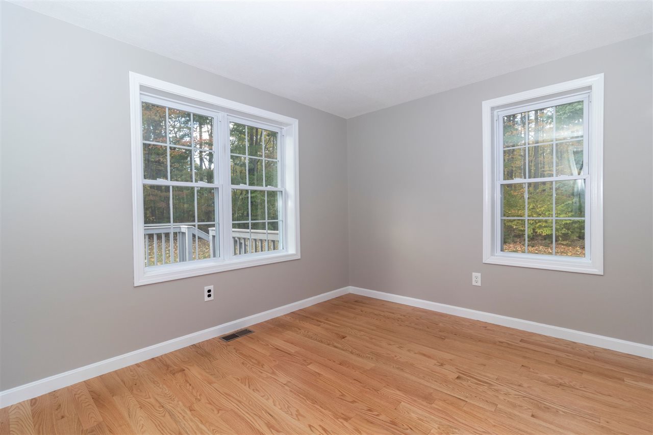 4 Devon Road Hampstead, NH 03841 - Photo 16 of 40