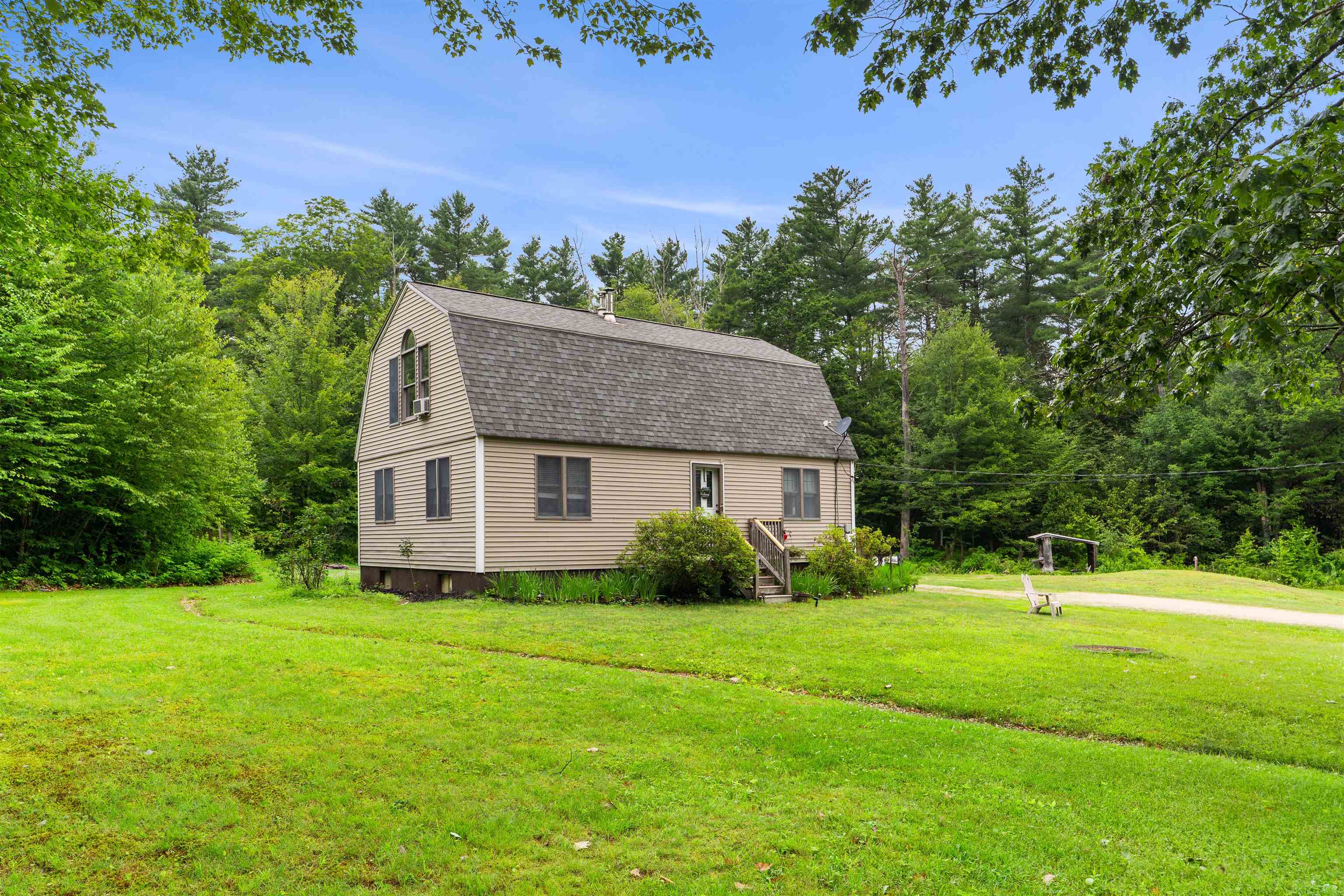 69 Mountain Road Deerfield, NH 03037 - Photo 32 of 36