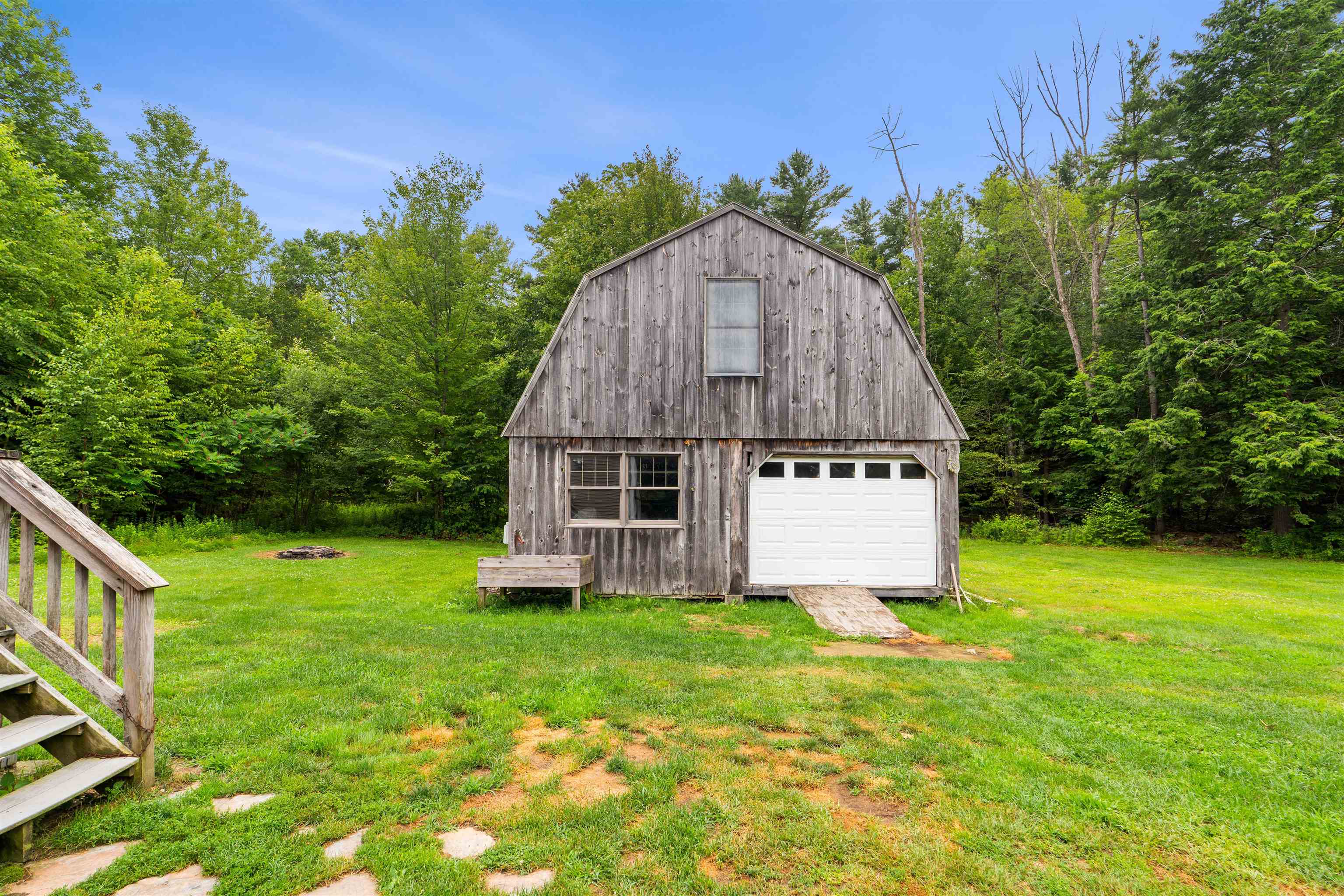69 Mountain Road Deerfield, NH 03037 - Photo 34 of 36
