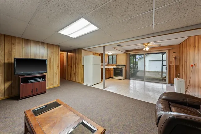 $149,999 | 2903 Northeast 56 Terrace, Gladstone, MO 64119