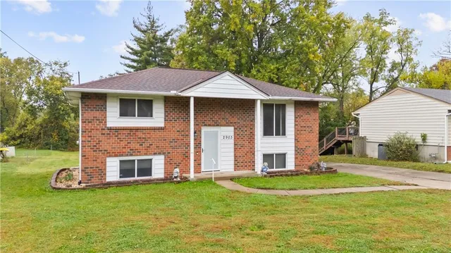 $149,999 | 2903 Northeast 56 Terrace, Gladstone, MO 64119