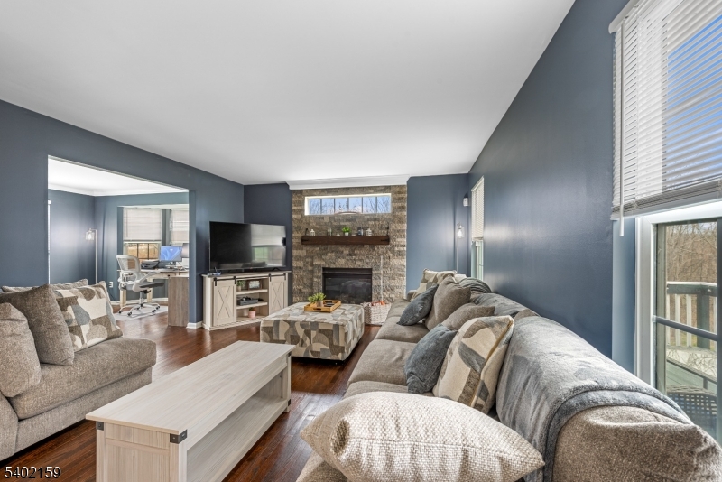 5 Sterling Drive Wantage, NJ 07461 - Photo 4 of 22