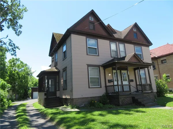 $269,900 | 111 Whitesboro Street, Yorkville, NY 13495