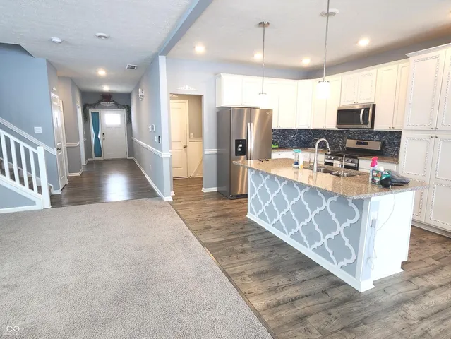 $2,900 | 5817 Flat Hill Drive, Indianapolis, IN 46239