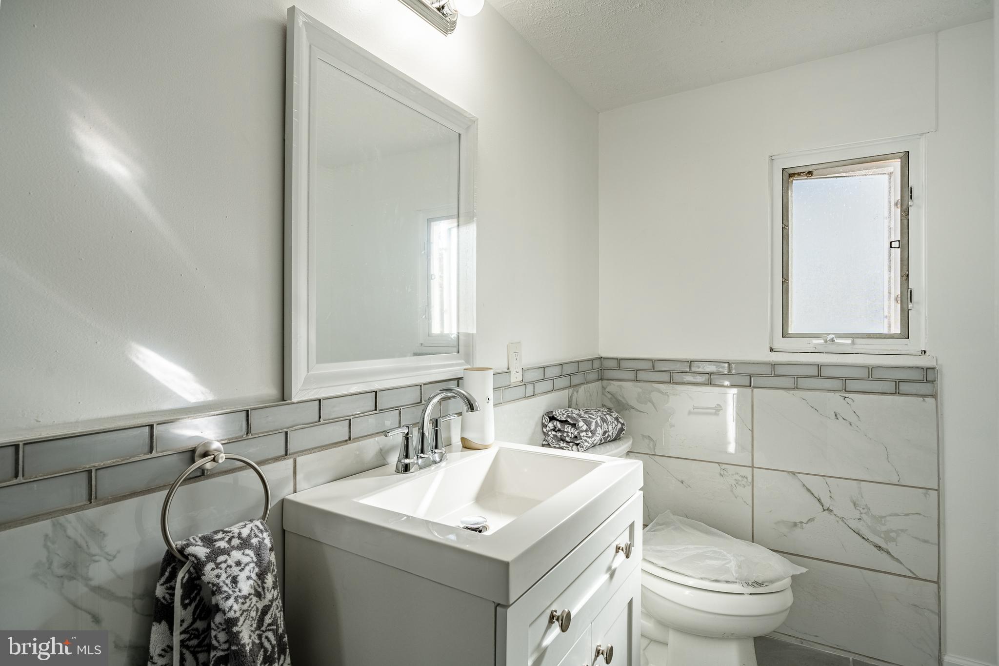 325 Howell School Road Bear, DE 19701 - Photo 20 of 36 bathroom