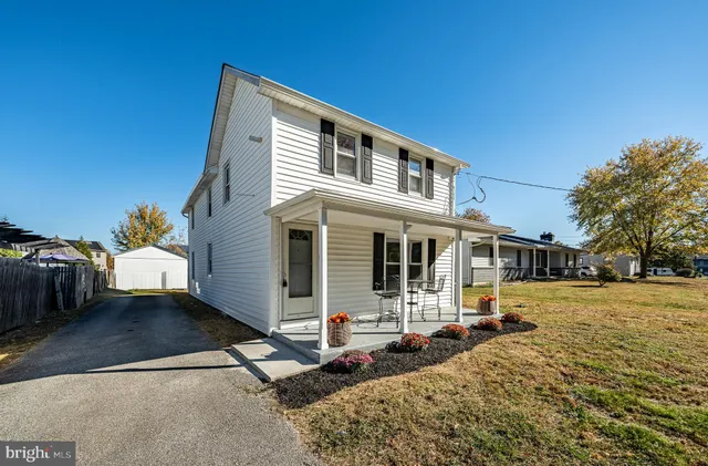 $274,900 | 325 Howell School Road, Bear, DE 19701