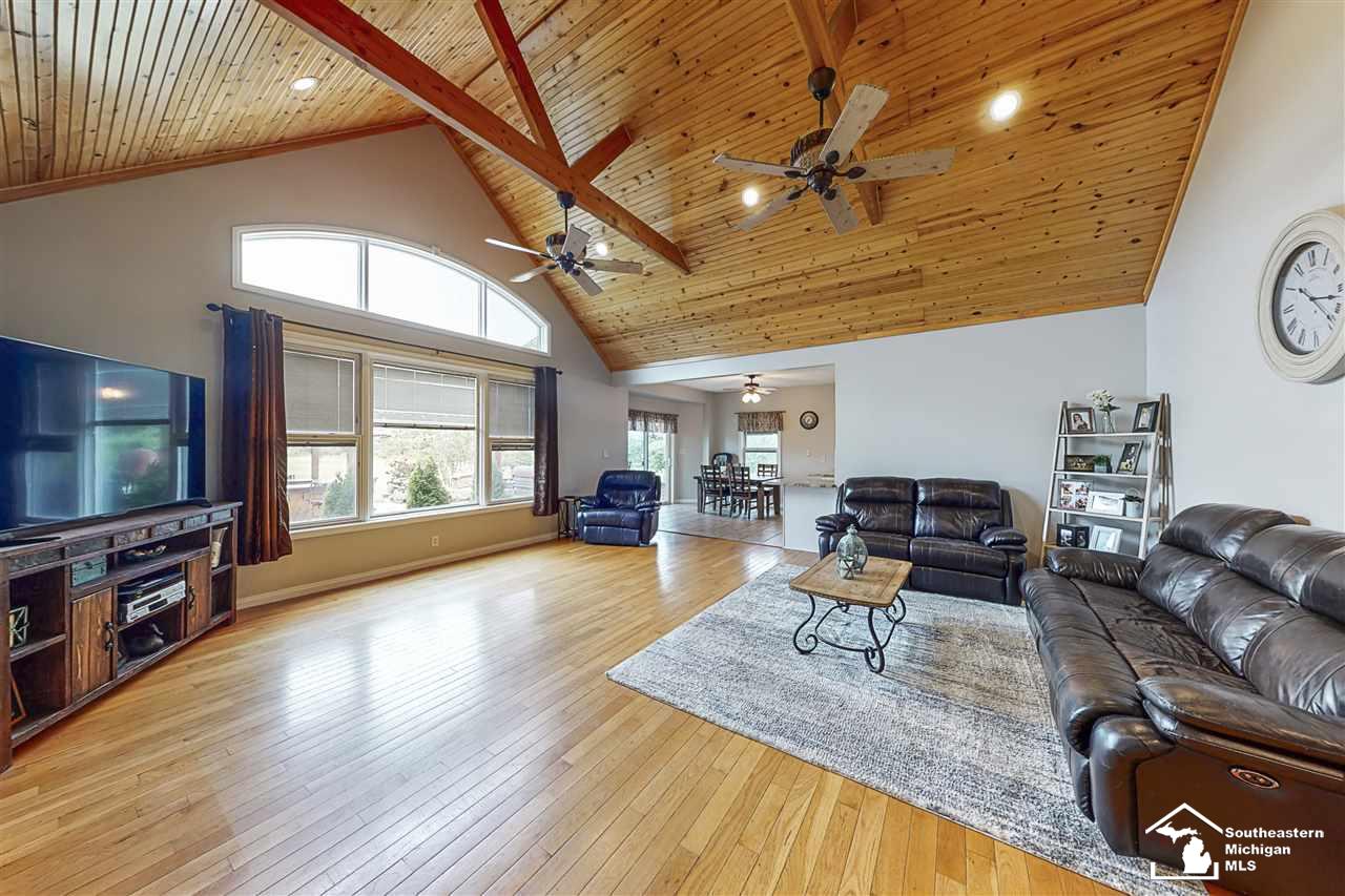 11260 Maxwell Road Carleton, MI 48117 - Photo 14 of 64
