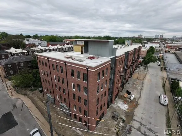 $2,900 | 2300 Lasalle Street, Unit 211, St. Louis, MO 63104