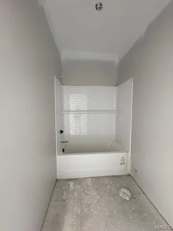 $2,900 | 2300 Lasalle Street, Unit 211, St. Louis, MO 63104