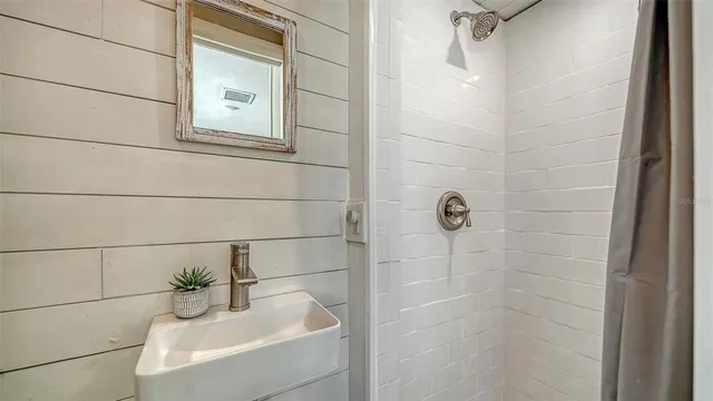 a bathroom with a bathtub