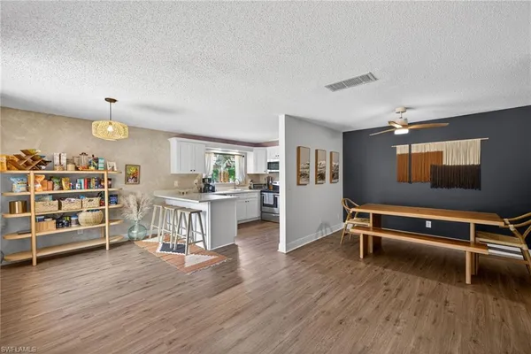 $272,500 | 1466 Park Shore Circle, Unit 3, Fort Myers, FL 33901
