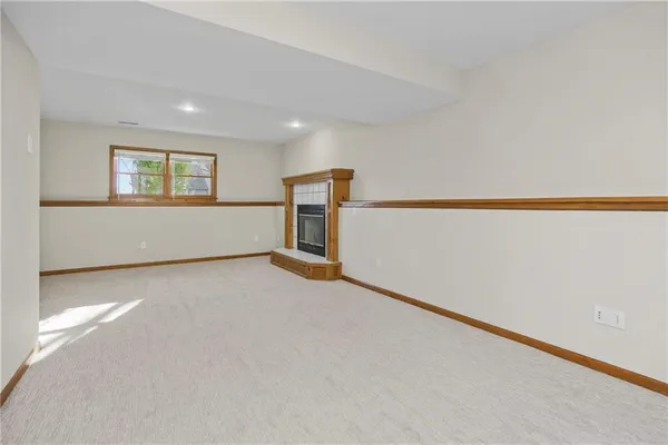 $345,000 | 14114 Lora Street, Smithville, MO 64089