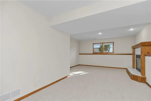 $345,000 | 14114 Lora Street, Smithville, MO 64089