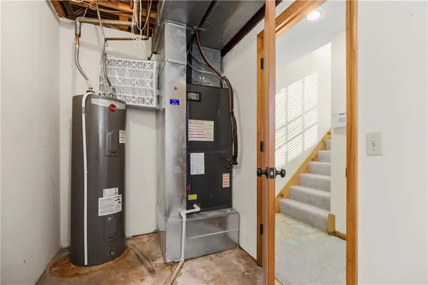 $345,000 | 14114 Lora Street, Smithville, MO 64089