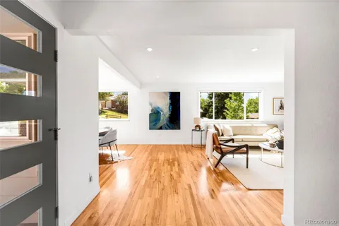 $879,000 | 2560 Queen Street, Lakewood, CO 80215