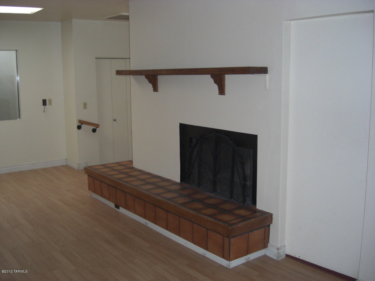 4860 East Fort Lowell Road, Unit E Tucson, AZ 85712 - Photo 2 of 6