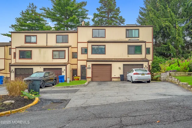 a picture of a bench in front of door