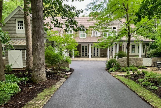3510 Spring Road Oak Brook, IL 60523 - Photo 1 of 31 a view of a house with a garden