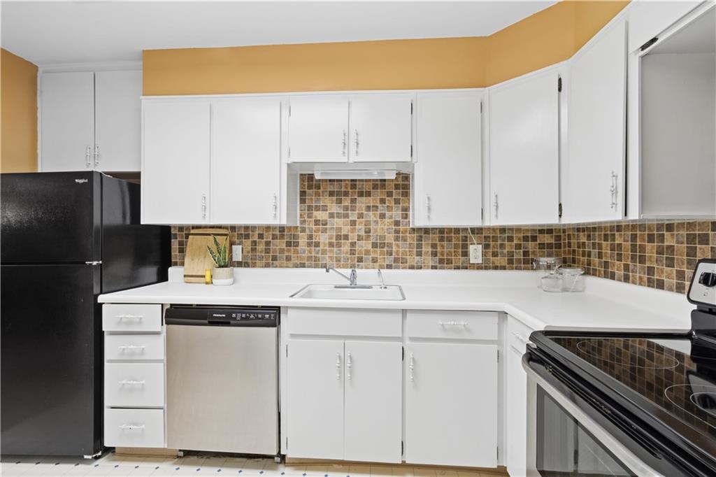 4545 Wornall Road, Unit 310 Kansas City, MO 64111 - Photo 11 of 32