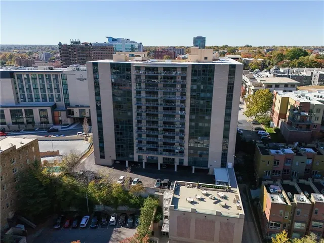 $220,000 | 4545 Wornall Road, Unit 310, Kansas City, MO 64111