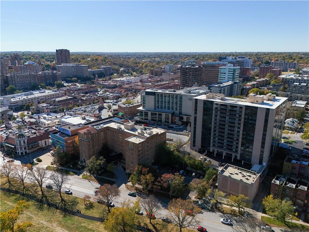 4545 Wornall Road, Unit 310 Kansas City, MO 64111 - Photo 32 of 32