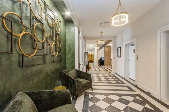 $220,000 | 4545 Wornall Road, Unit 310, Kansas City, MO 64111