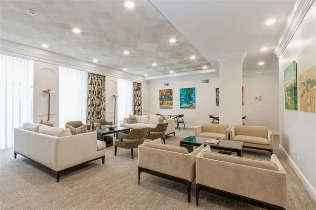 $220,000 | 4545 Wornall Road, Unit 310, Kansas City, MO 64111