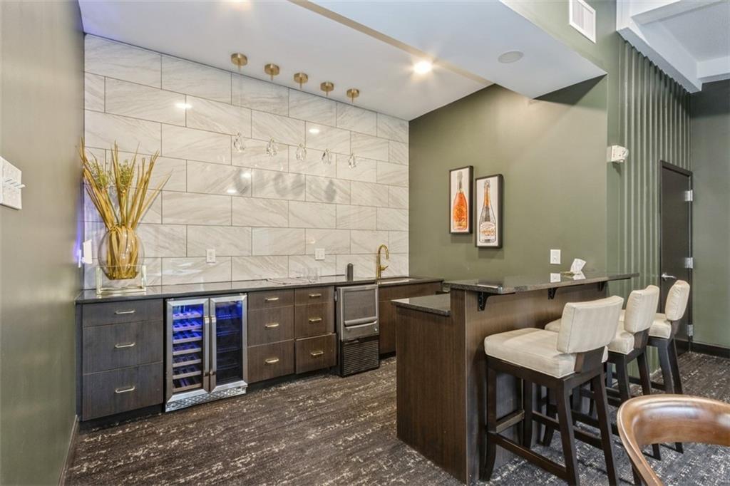 4545 Wornall Road, Unit 310 Kansas City, MO 64111 - Photo 6 of 32