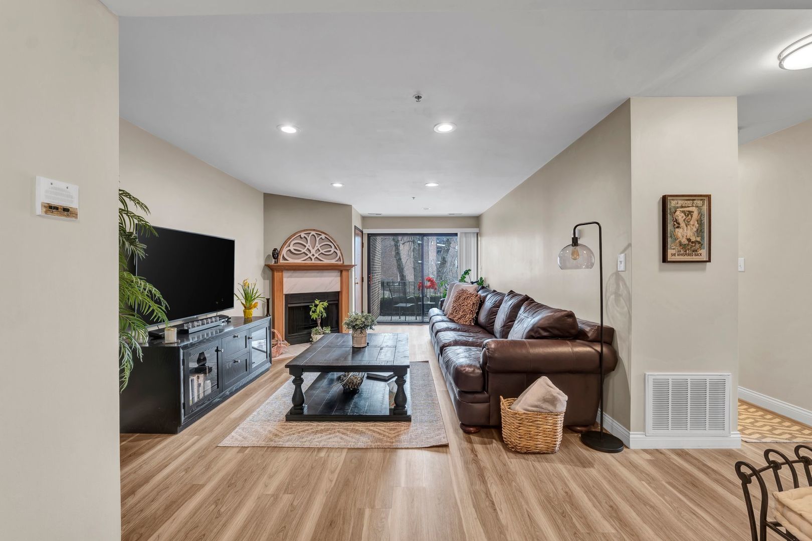 720 Weidner Road, Unit 101 Buffalo Grove, IL 60089 - Photo 3 of 20 Gallery Image 3