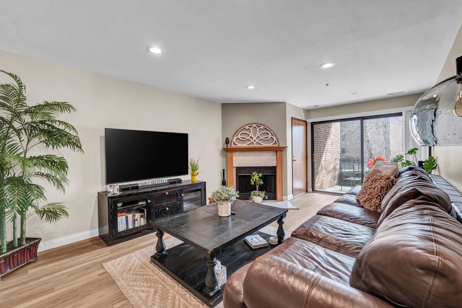 720 Weidner Road, Unit 101 Buffalo Grove, IL 60089 - Photo 5 of 20 Gallery Image 5