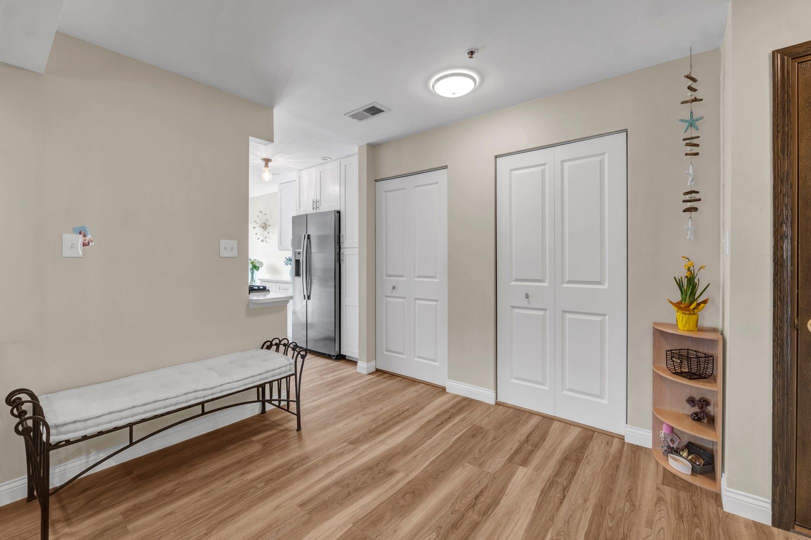 720 Weidner Road, Unit 101 Buffalo Grove, IL 60089 - Photo 7 of 20 Gallery Image 7
