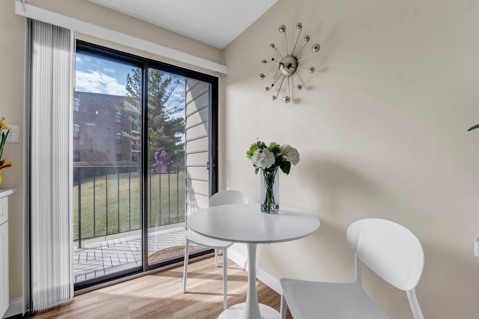720 Weidner Road, Unit 101 Buffalo Grove, IL 60089 - Photo 10 of 20 Gallery Image 10