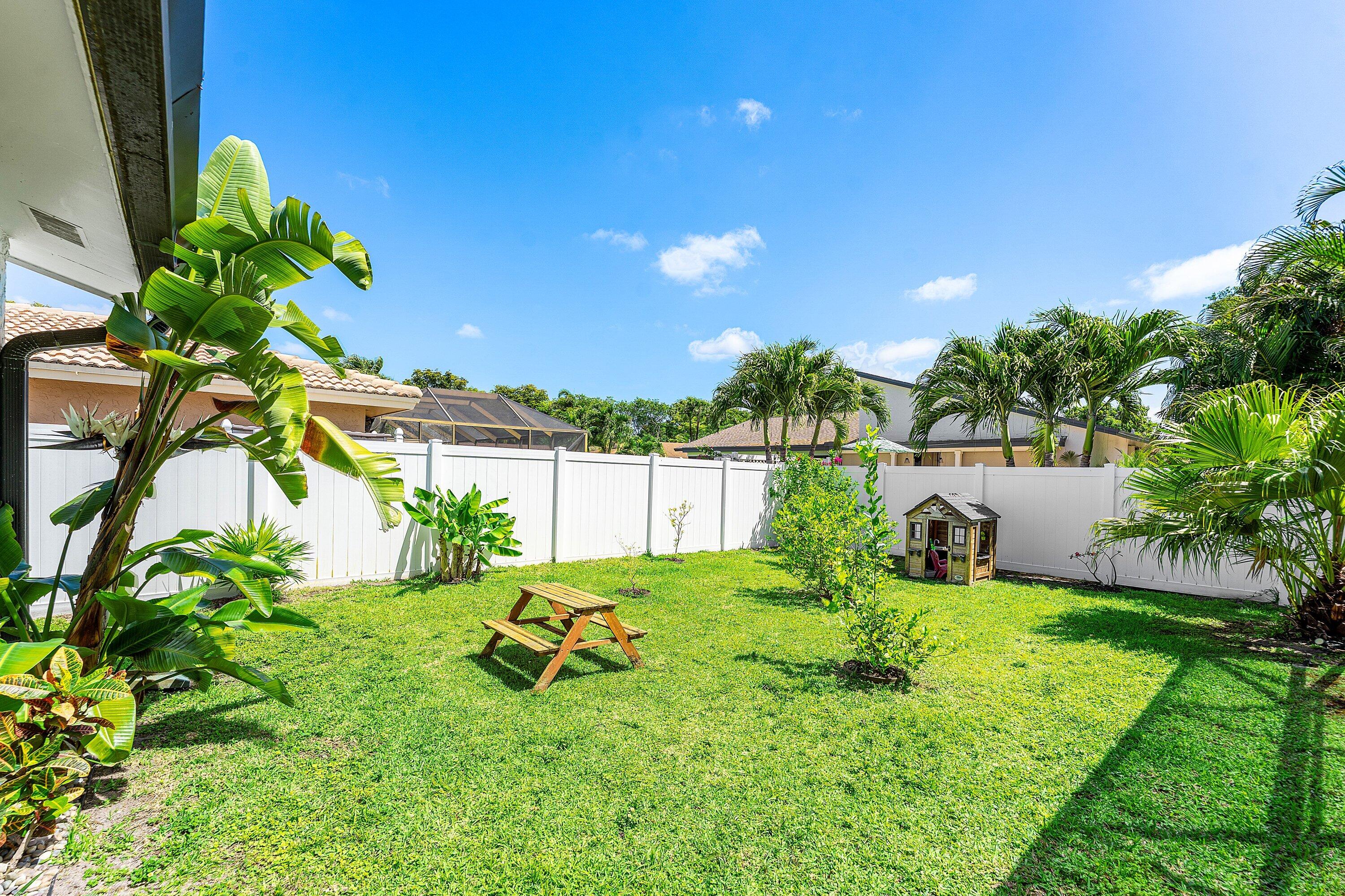 17680 Pine Needle Terrace Boca Raton, FL 33487 - Photo 37 of 60 Exterior Fenced Backyard