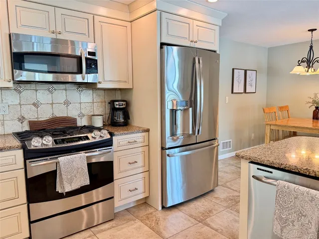 $399,000 | 3613 Alameda Lane, Endicott, NY 13760