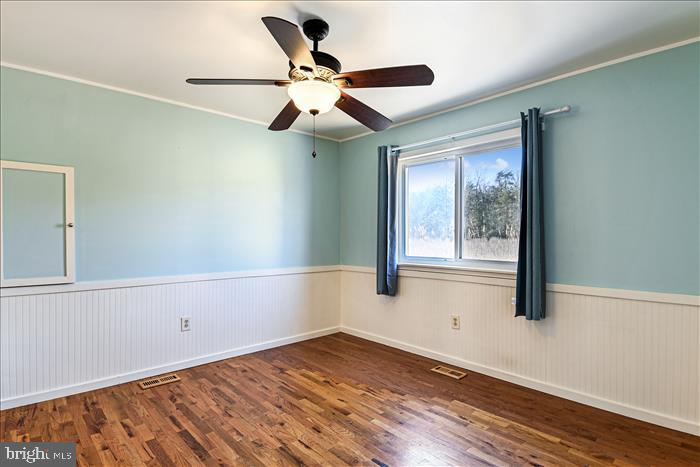 1727 Columbia Beach Road Shady Side, MD 20764 - Photo 21 of 53 Gallery Image 21