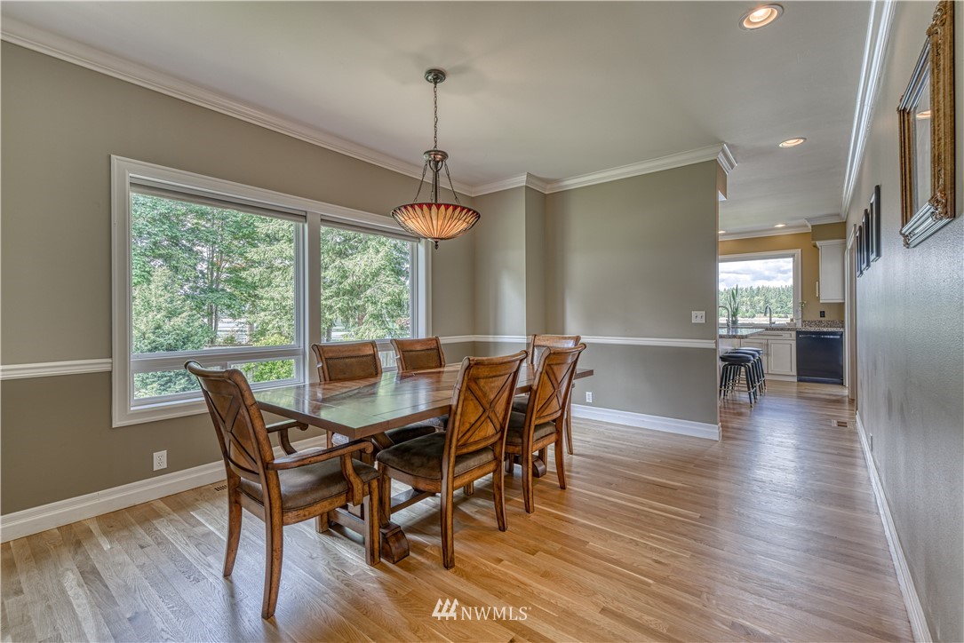 2631 Marine Drive Bremerton, WA 98312 - Photo 19 of 40