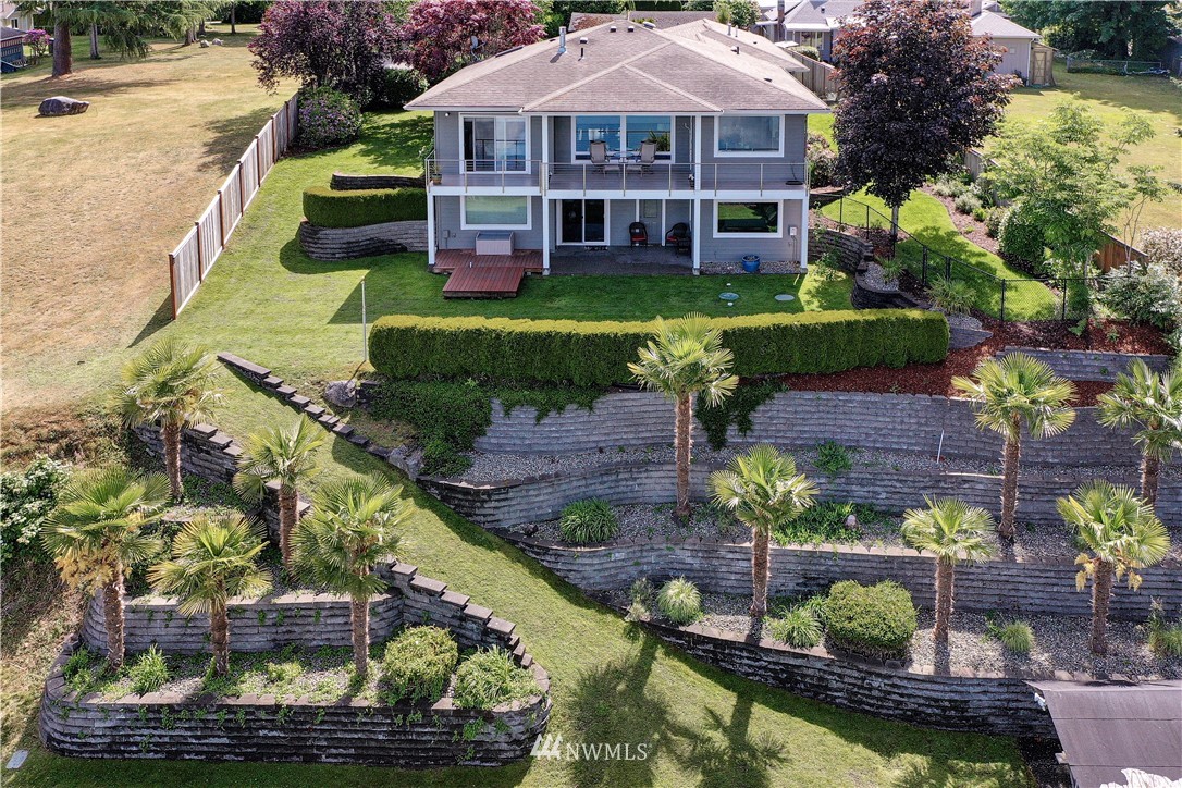 2631 Marine Drive Bremerton, WA 98312 - Photo 5 of 40