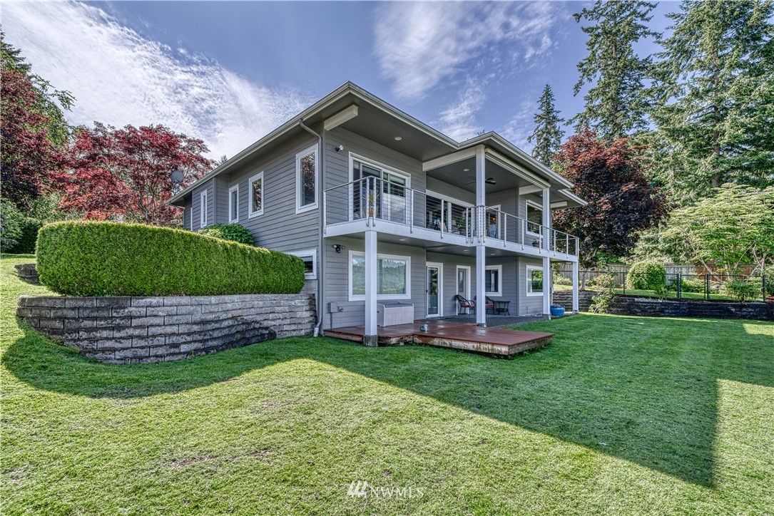 2631 Marine Drive Bremerton, WA 98312 - Photo 6 of 40