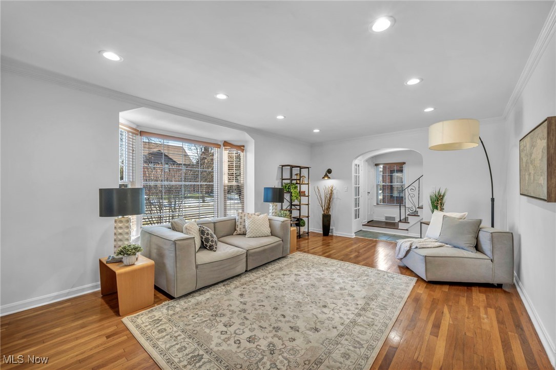 2596 Saybrook Road Cleveland, OH 44118 - Photo 6 of 40 Gallery Image 6