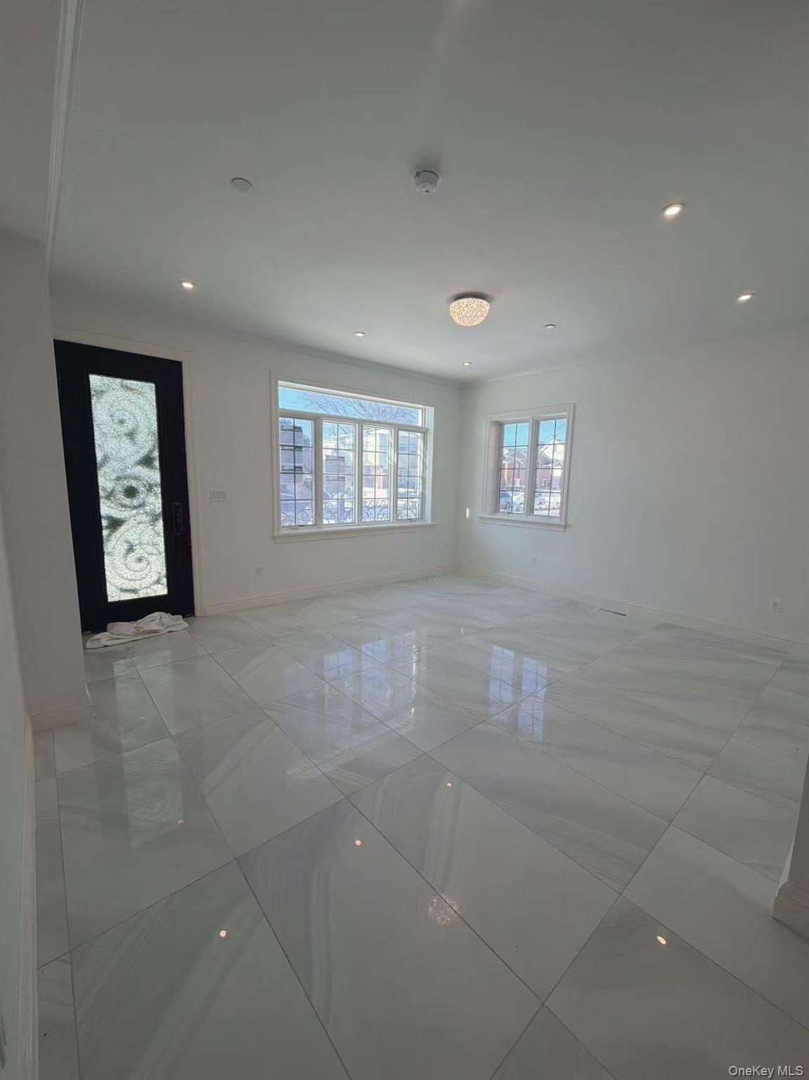 71-37 166th Street Queens, NY 11365 - Photo 4 of 14