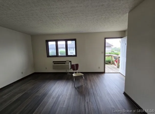 $799,900 | 11 Campbell Court, Salem, IN 47167