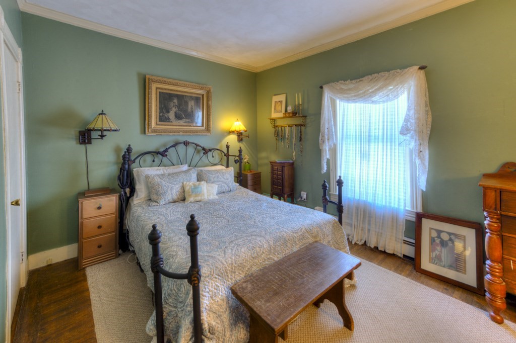 10-1 Congress Street, Unit 7 Worcester, MA 01609 - Photo 26 of 34