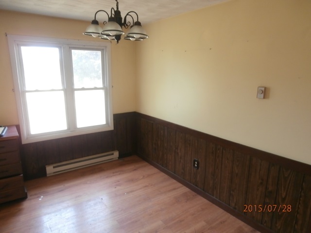 5767 East Pleasant Valley Road Shepherd, MI 48883 - Photo 4 of 12 1804136-3.JPG